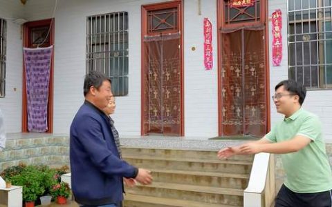 十七载爱心长跑，金徽酒的这双手链接起三万学子的人生路