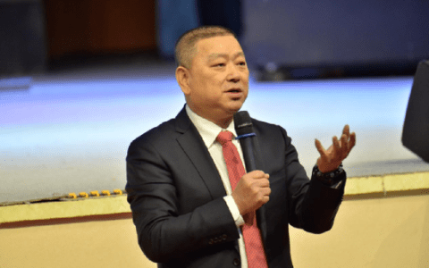 三季度净利暴跌近七成、股价一路下跌，老白干酒总经理赵旭东：行业还在调整中，渠道方面开展高净值客户活动