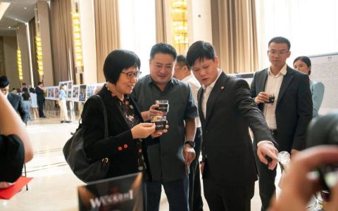 五粮液走进老挝共商经贸合作新机遇