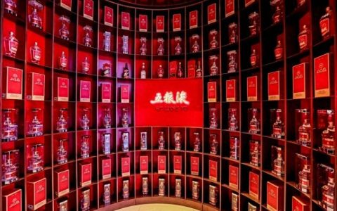 跨越顶奢与潮饮的“美酒+美食”表达 五粮液全力构建中国白酒全球新叙事